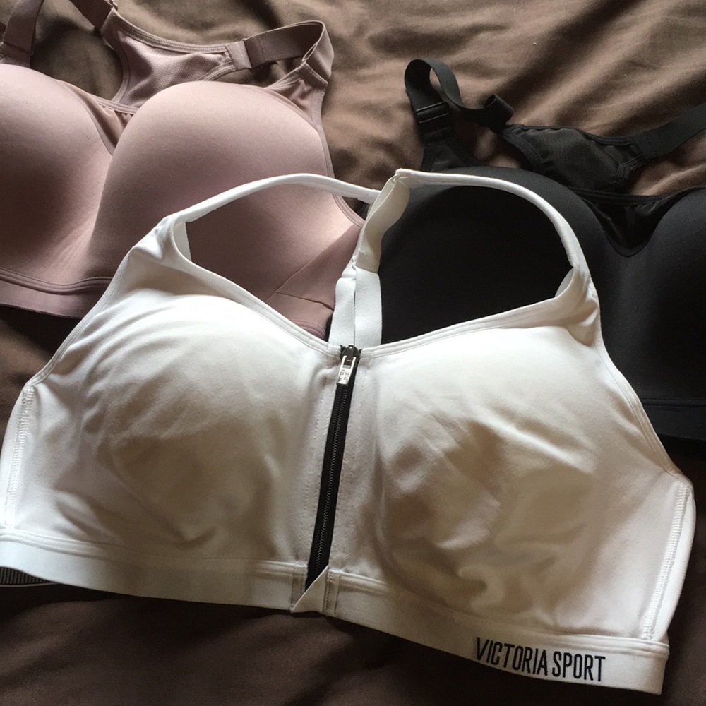 Victoria’s secret sports bra bundle